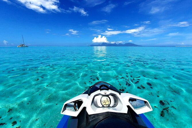 1-hour jet ski excursion in Tahiti - Leaving the InterContinental Tahiti Resort by jet ski
