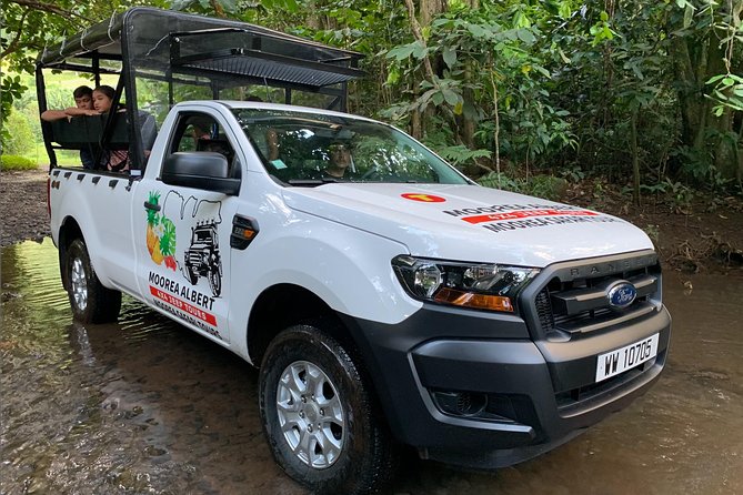 4x4 Moorea Safari Tours : Private tours - Guides can make or break the day