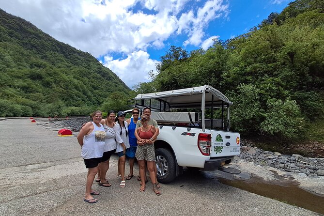 4x4 Safari HEREAKIMANU Tour in the Heart of Tahiti - What the guides add to the day