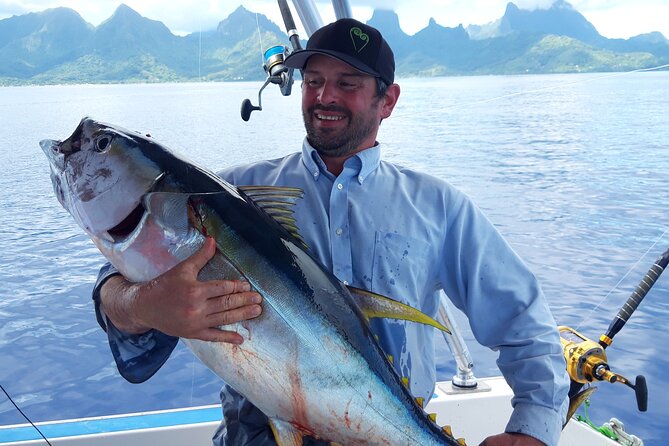A Day of Big Game Fishing in a small group - Lunch, homemade punch, and your catch