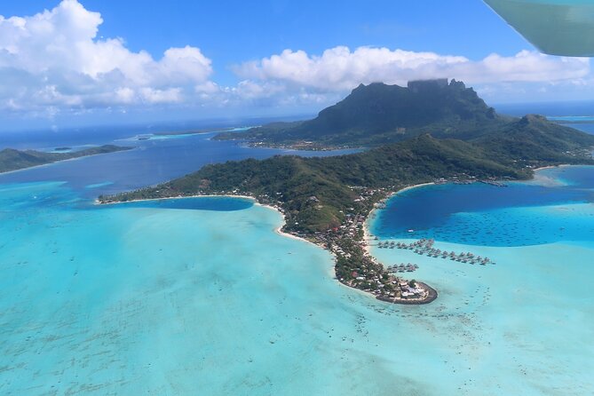 Bora Bora 30-minute Private Flight in a Light Aircraft - The best parts for photographs