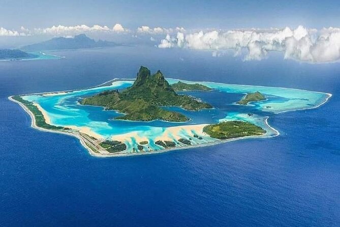 Bora Bora 30-minute Private Flight in a Light Aircraft - The 30-minute route, from takeoff to landing