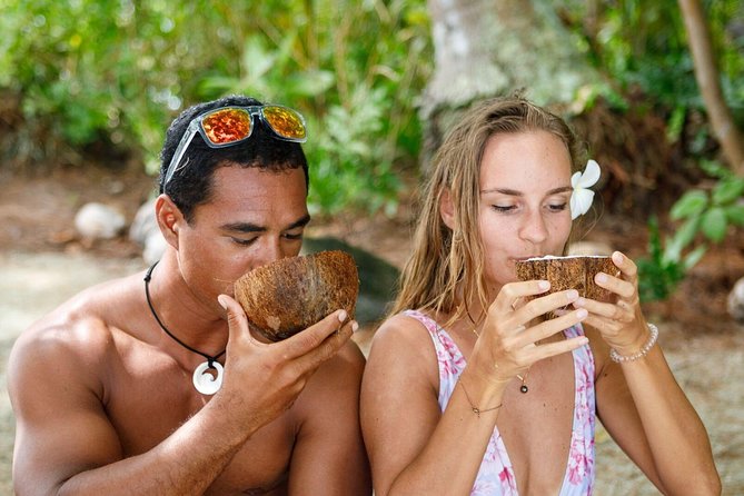 Bora Bora 4WD Tour Including Lunch at Lucky House & Jet Ski Tour - Timing, weather, and what to pack
