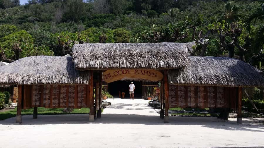 Bora Bora Adventure Day: 4X4 and Jet Ski with Lunch - Amanahune Bay, Faanui Canon, and East Matira
