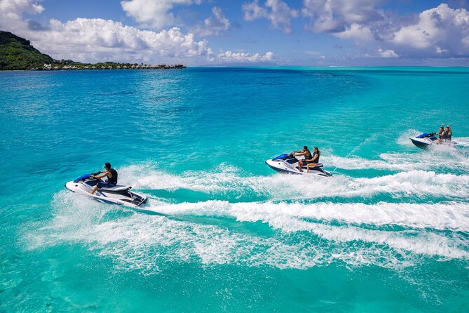 Bora Bora Jet Ski Tour - Returning at speed, with the sea as the variable