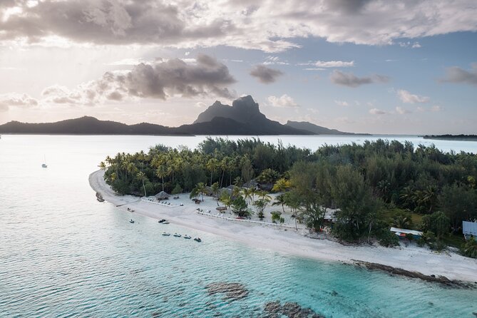 Bora Bora Moana Jet Ski - Starting with a guide and a small group