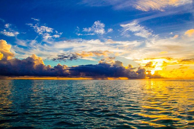 Bora Bora: Small Group Stargazing Tour Including Sunset Cruise - A sunset cruise timed for Bora Bora’s best light