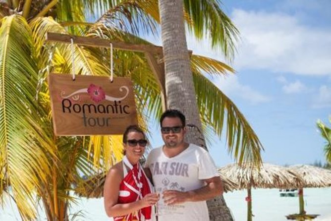 Bora Bora Snorkel Cruise by Polynesian Outrigger Canoe with BBQ Island Lunch - Manta rays, eagle rays, dolphins, and luck
