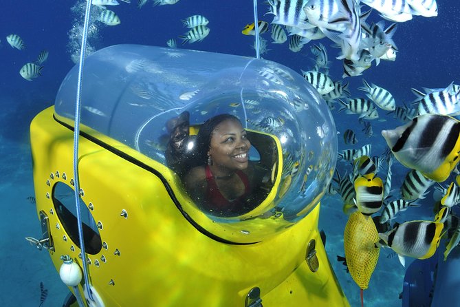 Bora Bora Underwater Scooter - Driver or passenger: choose your position carefully