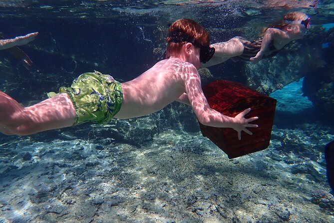 Bora Bora Underwater Scooter - What you see below the surface