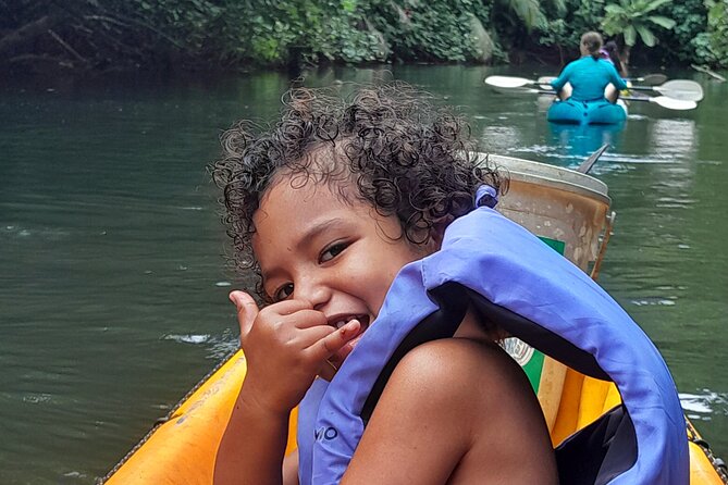 Discovery in Kayaking of the Faaroa River in Raiatea - What the two-and-a-half to three hours feel like