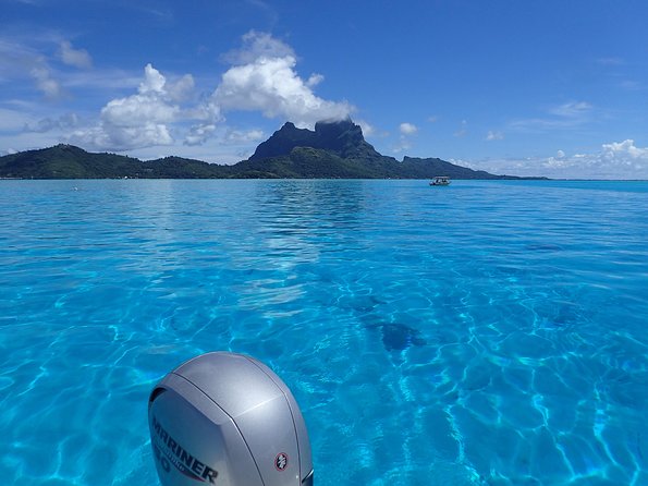 Full-Day Private Boat Tour of Bora Bora Lagoon with Snorkel - Lunch on a private motu breaks up the water time