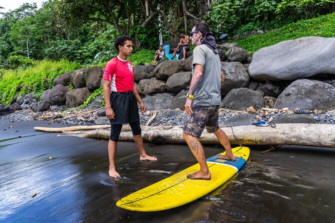 Group Guided Surfing Lesson in Tahiti - Equipment, supervision, and insurance