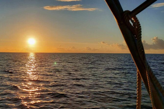 Guided sunset cruise on Raiatea Lagoon - Boarding in Uturoa at 5:00 pm