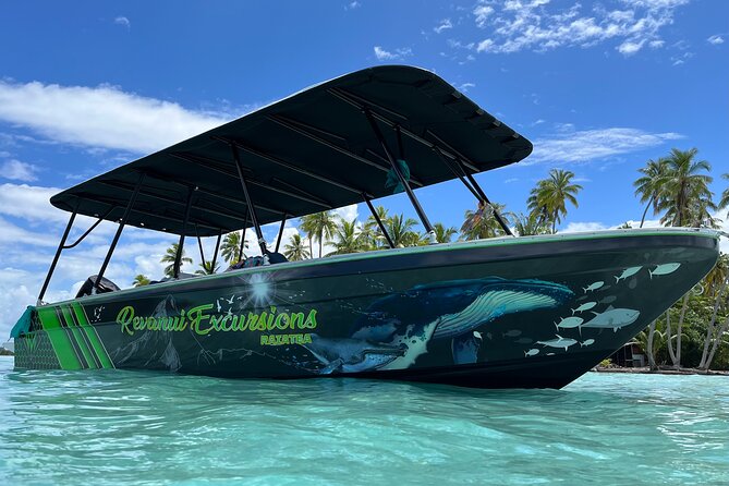 Guided tour of the island of Tahaa with Revanui Excursions - From Raiatea to Tahaa by fast boat