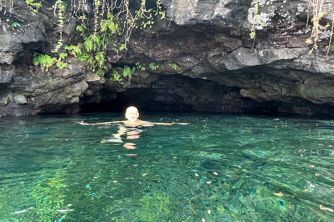 Guided Tour to Primeval Crystal Waters of Samoa - Papapapaitai Falls: a final roadside stop