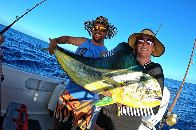 Half-day Big Fishing in Moorea on shared tour - Guidance from Matahi and the crew