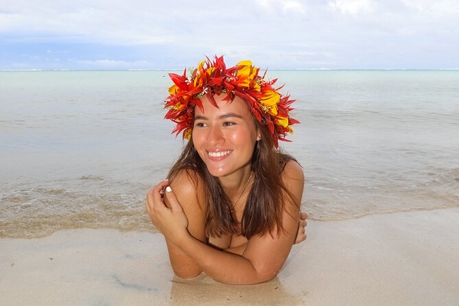 Half-Day Muri Lagoon BBQ Lunch Cruise including Snorkeling - Coconut husking, pareu tying, and island music