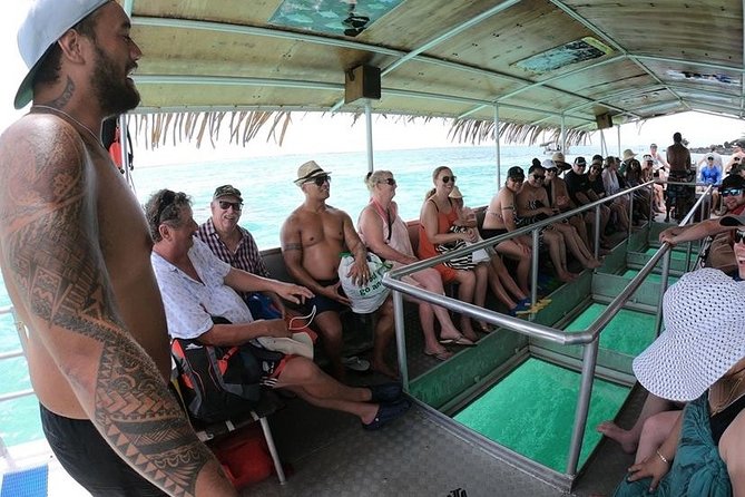 Half-Day Muri Lagoon BBQ Lunch Cruise including Snorkeling - What the group size means for your day