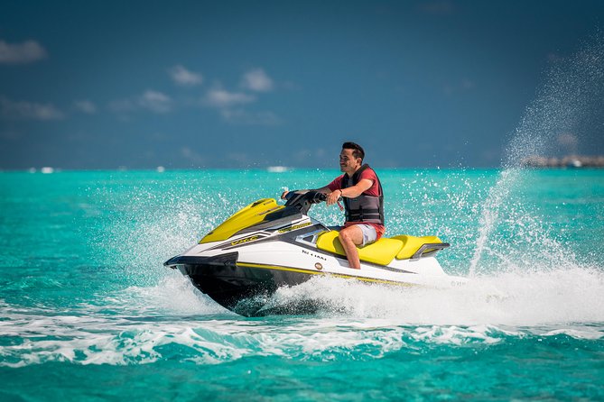 Island jet tour - Who will enjoy this most