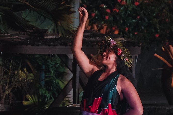 Island Show Fiafia Night @ Le Manumea Hotel - Who will enjoy this night most?