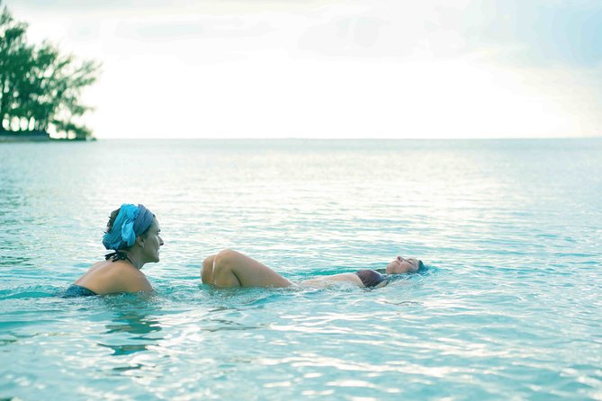 Janzu experience: massage and aquatic relaxation in the lagoon of Moorea - Why Janzu feels different from a regular massage