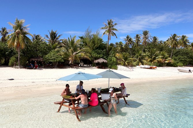 LUXURY PRIVATE Catamaran : Full-Day Sail & Polynesian Motu Lunch - Six hours on Bora Bora’s lagoon