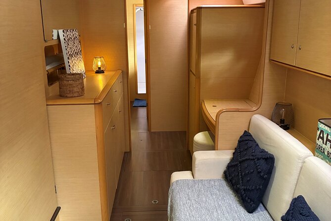 Luxury Private Moorea Cruise Tour - Timing, meeting point, and cancellation