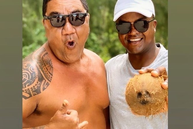 Moorea 6-Hour Snorkeling and Lunch Shared Tour - Coconut skills, pareos, music, and island customs