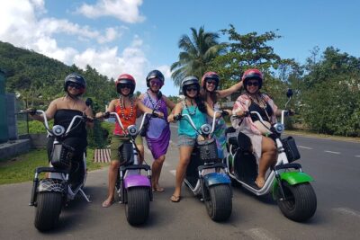 Moorea tour in electric citycoco (in autonomy)