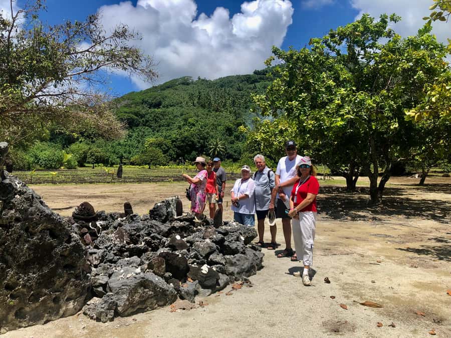 Must-Do : Nature, Culture & Moments Uniques – MirimirI Tours - Who should book this Raiatea outing