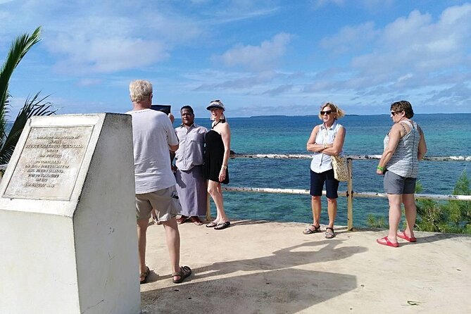 Nuku'alofa Shore Excursion: West Coast Scenic Tour - Mapu’a ‘a Vaea: the tour’s main event