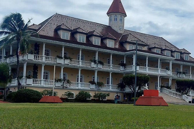 Papeete City Tour, 3hours (on Tahiti) - Optional black pearls at the Robert Wan Museum