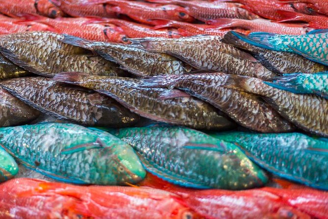 Papeete Market Place - What you will see on the two market floors