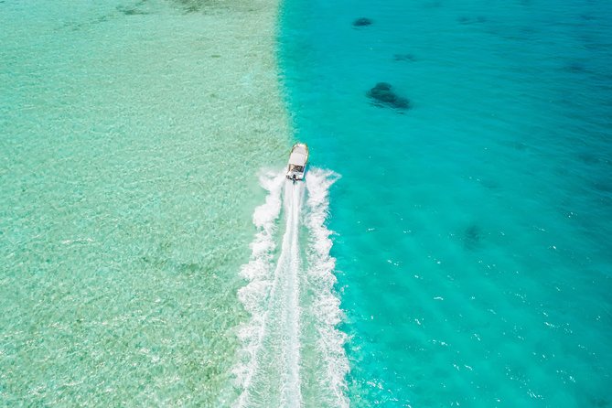 Private Boat Rental on Cap Camarat 17ft - Why a private Cap Camarat changes the Bora Bora experience