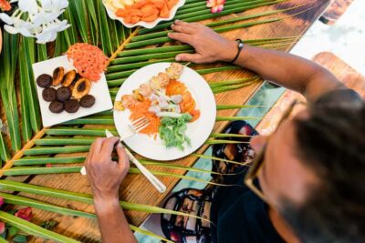 Private Bora Bora Lagoon Snorkel Cruise with BBQ Picnic