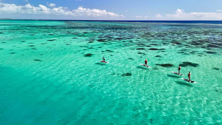 Private E-Board Tour of Moorea Lagoon - What the first ride feels like