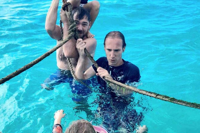 Private Half Day Sailing Excursion on the Lagoon of Tahiti - Reaching Parc Vaira’i near Punaauia