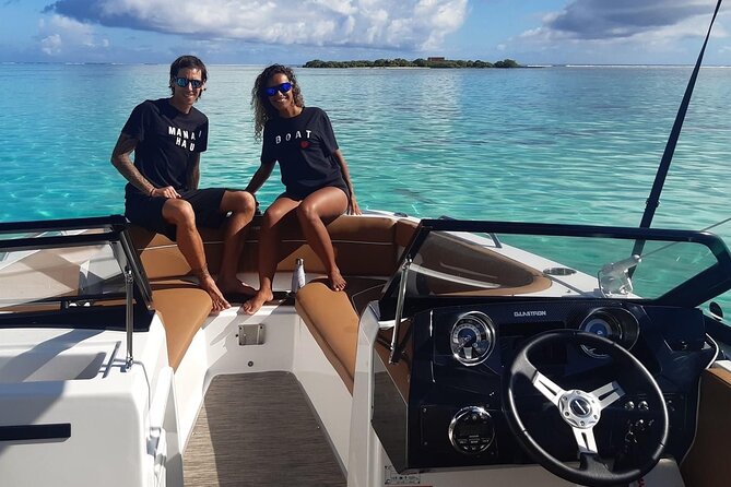 Private lagoon tour (rays, sharks, turtles) by boat in Moorea - Beaches, fruit, and a slower pace