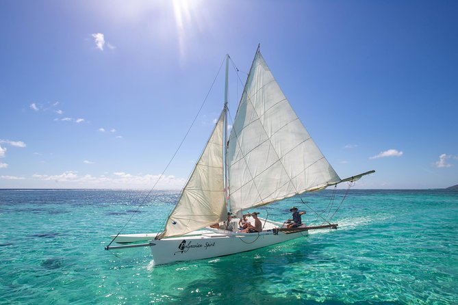 Private Moorea Discovery Half-day Sailing - Underwater tikis, coral, rays, and calm sharks