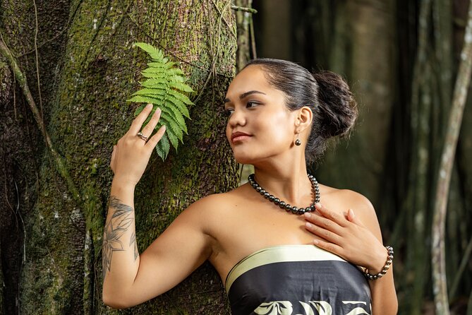 Private Photo Session on The Island of Moorea - How much value do you get for $789.52?