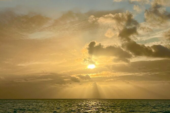 Private sunset cruise in Bora Bora - Meeting point, timing, and weather