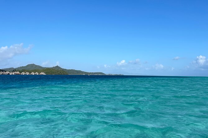 Private sunset cruise in Bora Bora - What the first hour on board feels like
