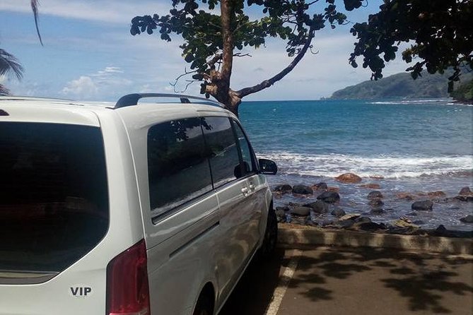private Tahiti island discovery - Arahoho Blowhole and its quiet bay