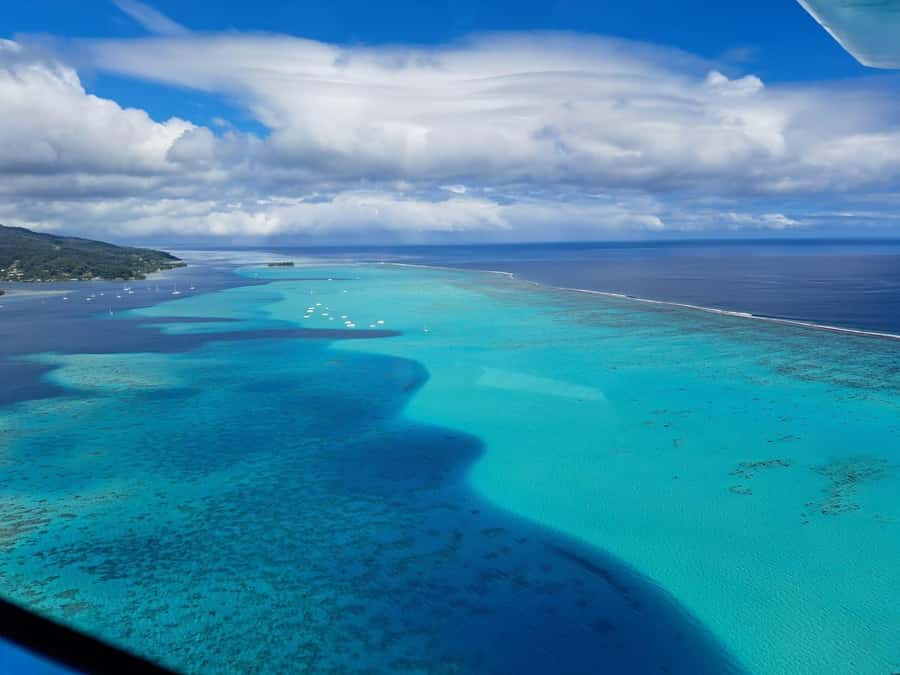 Raiatea: Bora Bora and Taha'a Private Scenic Flight one hour - Taking off from Raiatea Airport