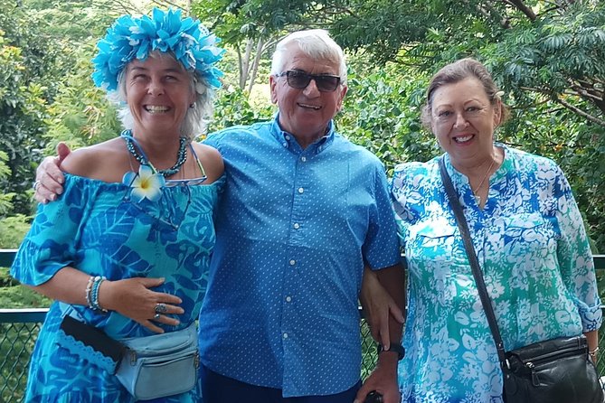 Scenic Shopping Tour from cruise ship - Maharepa, pearls, pareos, and practical souvenir shopping