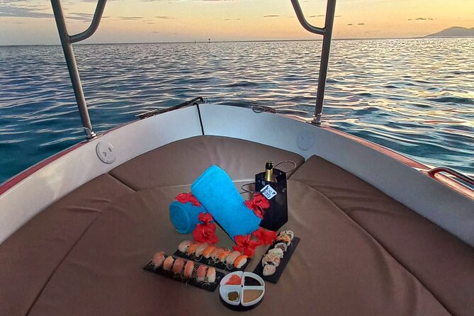 Sunset Cruise in Tahiti - Drinks, sushi, and Polynesian music