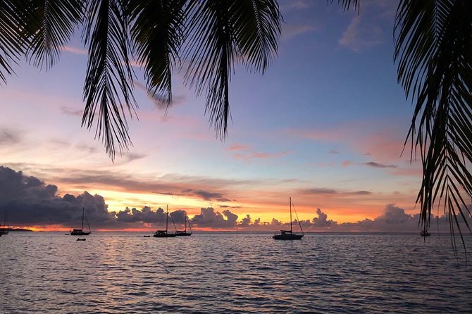 Sunset Cruise : Moorea Sailing on a Catamaran named Taboo - Opunohu Bay and Moorea’s changing light