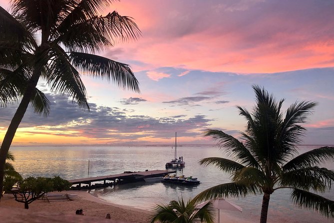 Sunset Cruise : Moorea Sailing on a Catamaran named Taboo - The sunset, cocktails, and the real weather risk