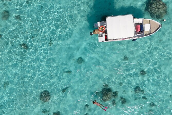 Taha'a Island or Raiatea Boat Tour - Stop 2: Boutique Manao and the local rum tasting